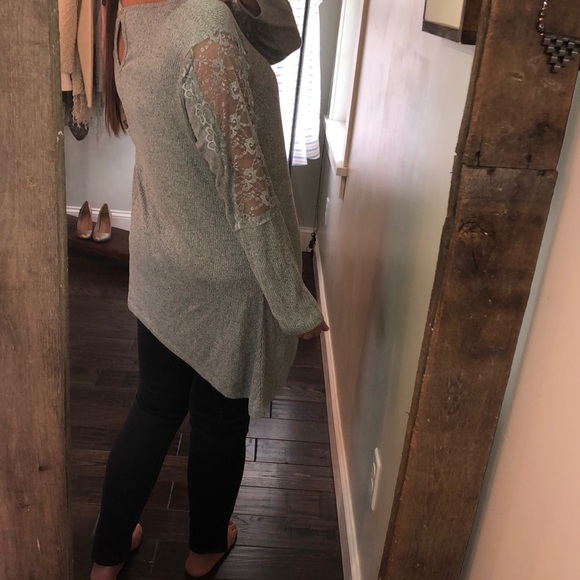 Premise heather grey lace tunic blouse - Picture 5 of 6